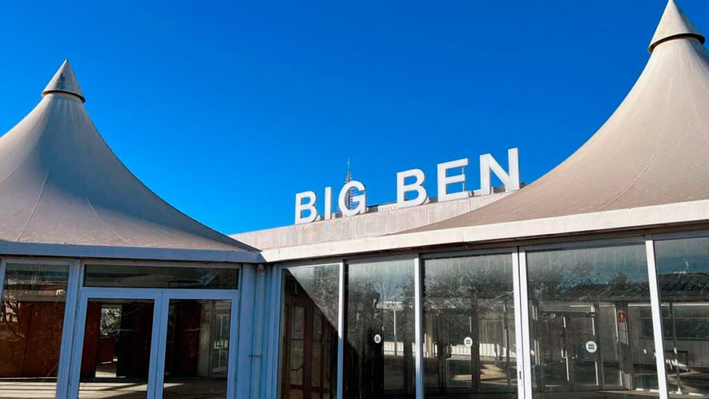 Discoteca Big Ben de Mollerussa remodelada por el arquitecto Esteve Niubó